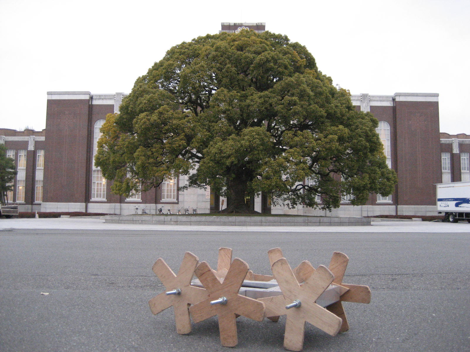 uPv5