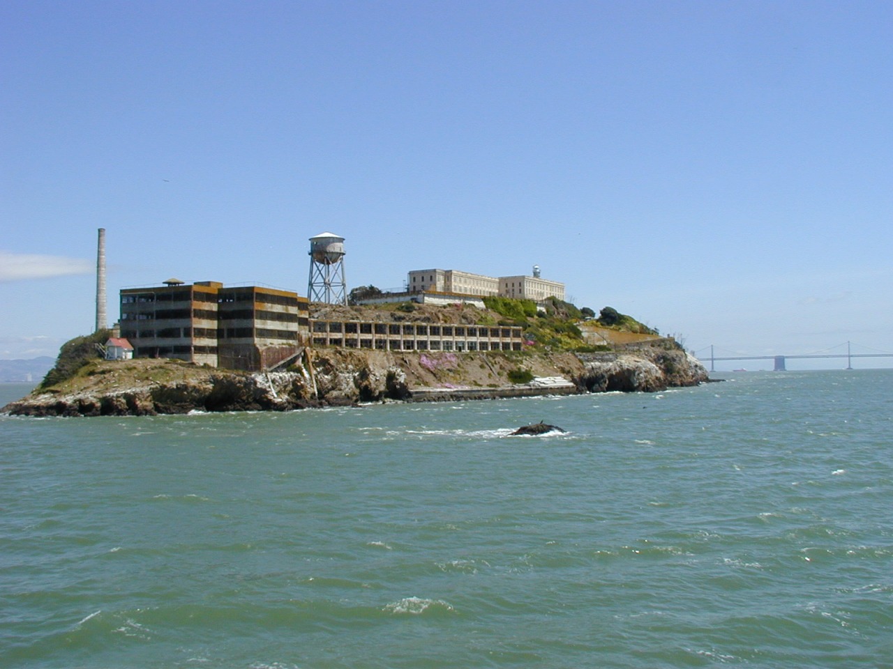 2000_0509_029_AlcatrazIsland.jpg