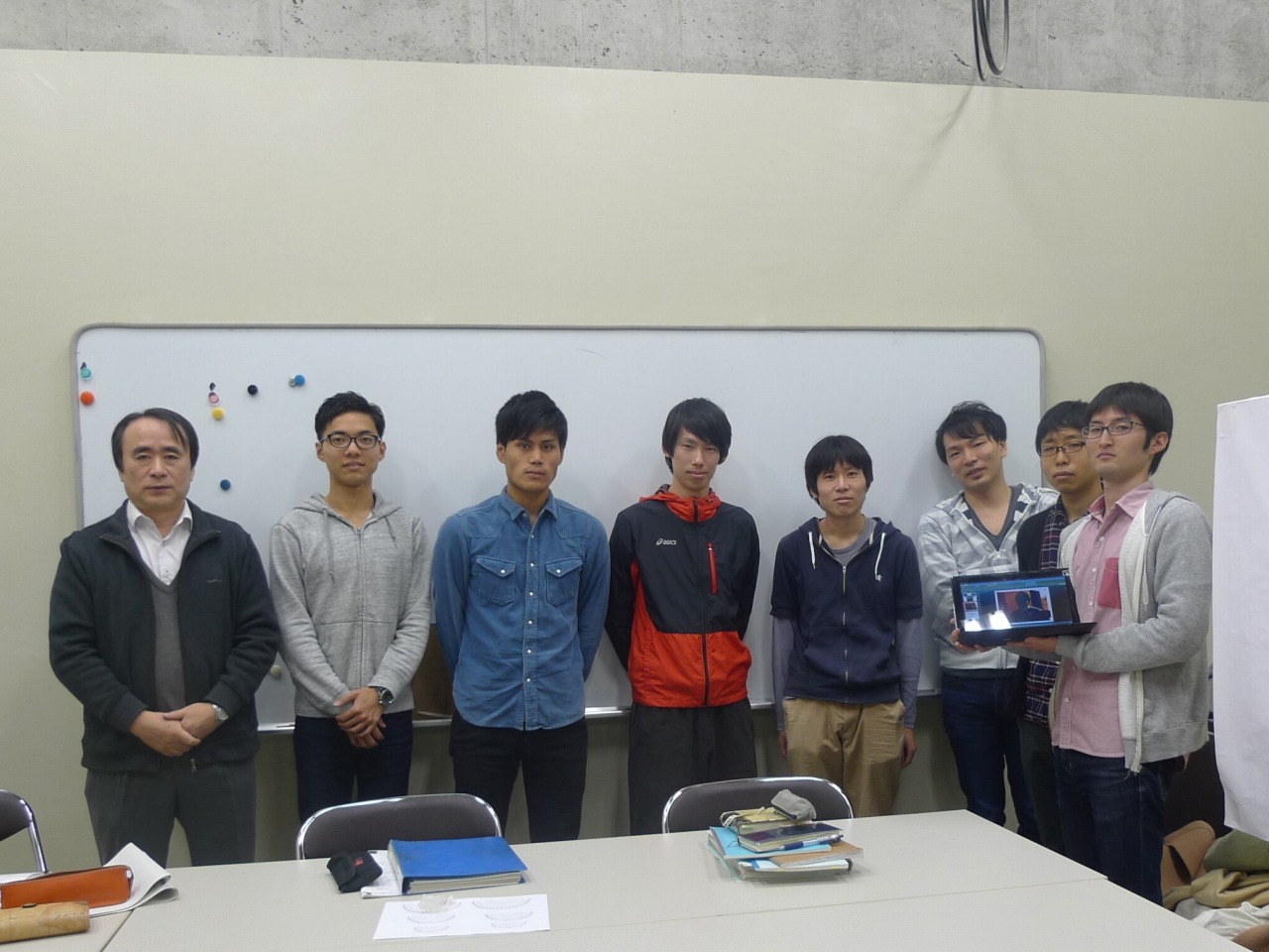 2015_1105_1L_B01.jpg